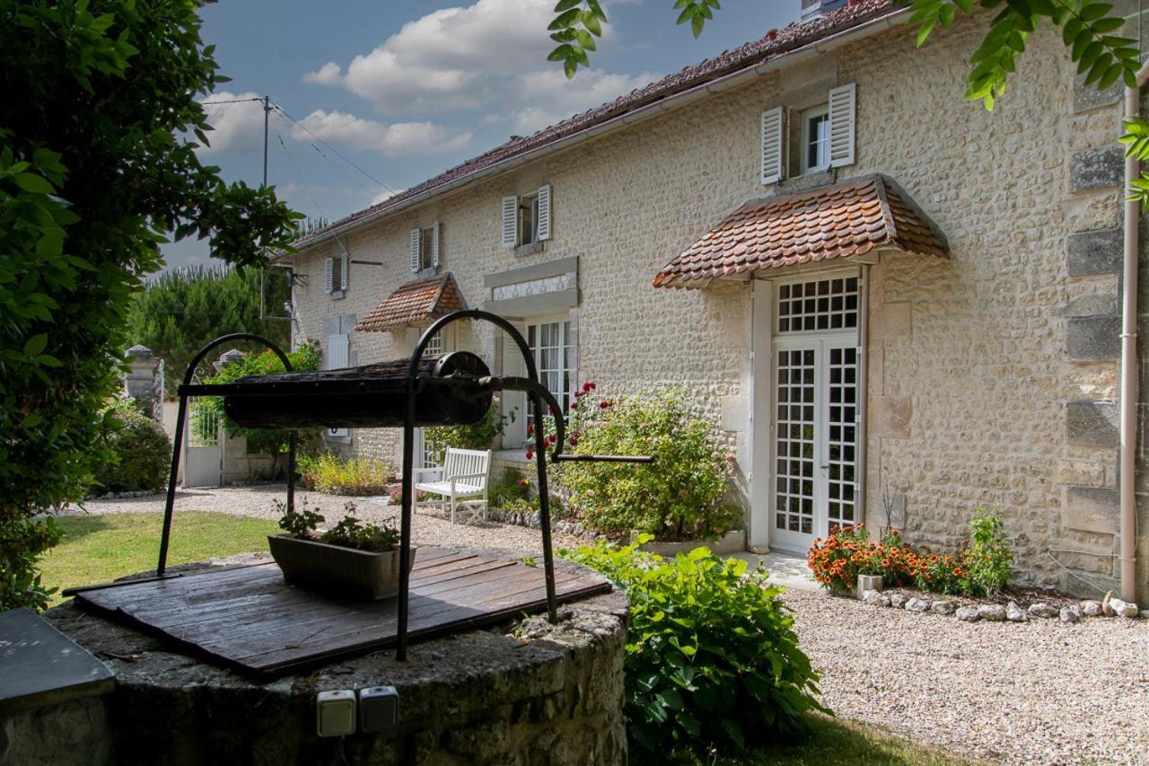 Le Chemin Bed & Breakfast Challignac Exterior photo