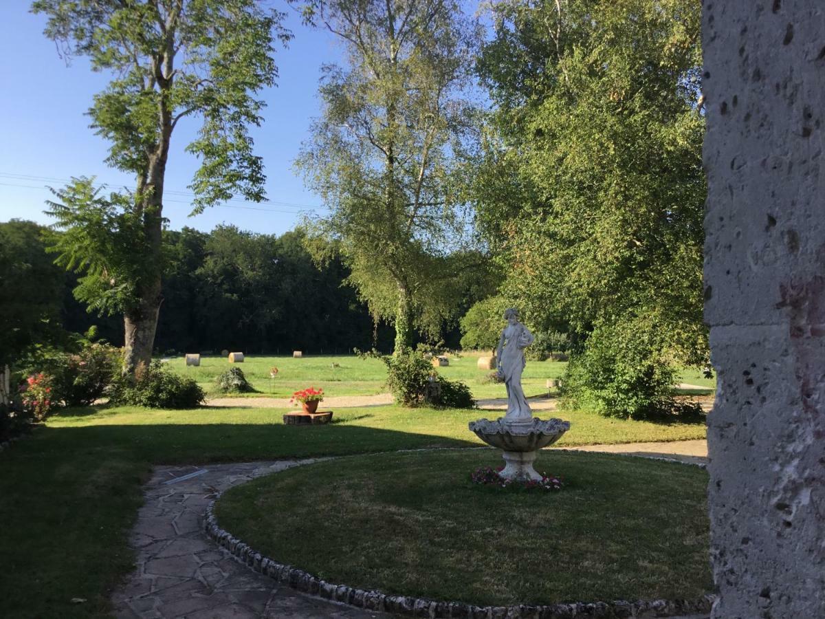 Le Chemin Bed & Breakfast Challignac Exterior photo
